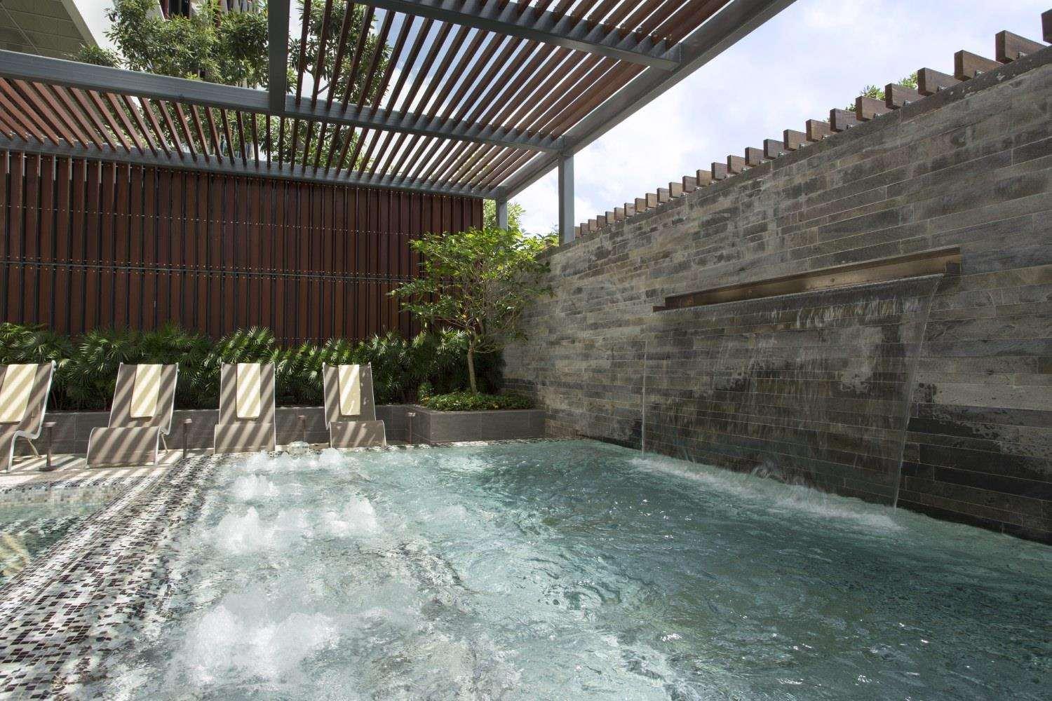 One Farrer Hotel Σιγκαπούρη Εξωτερικό φωτογραφία The private pool of a private house