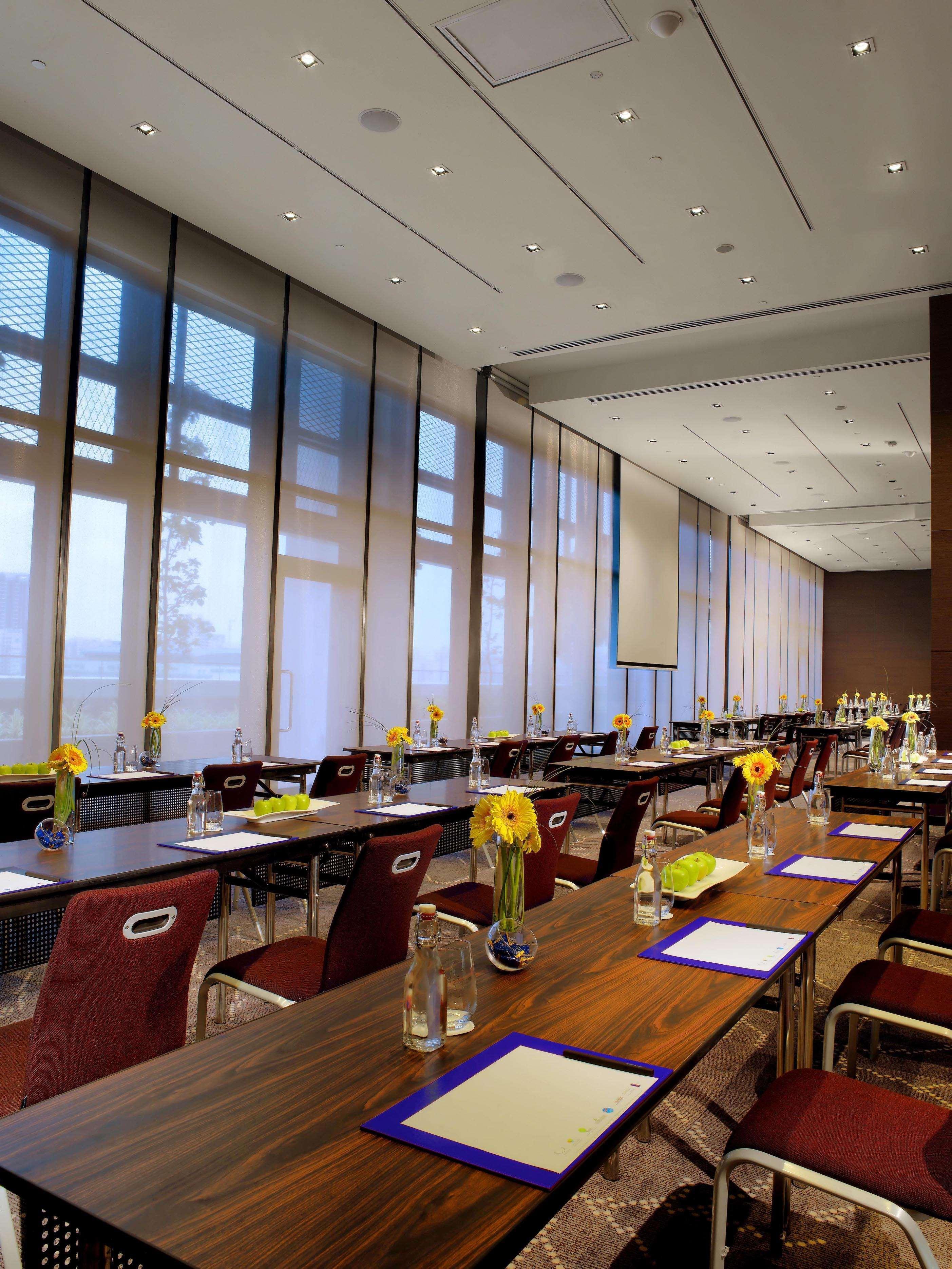 One Farrer Hotel Σιγκαπούρη Εξωτερικό φωτογραφία The meeting room