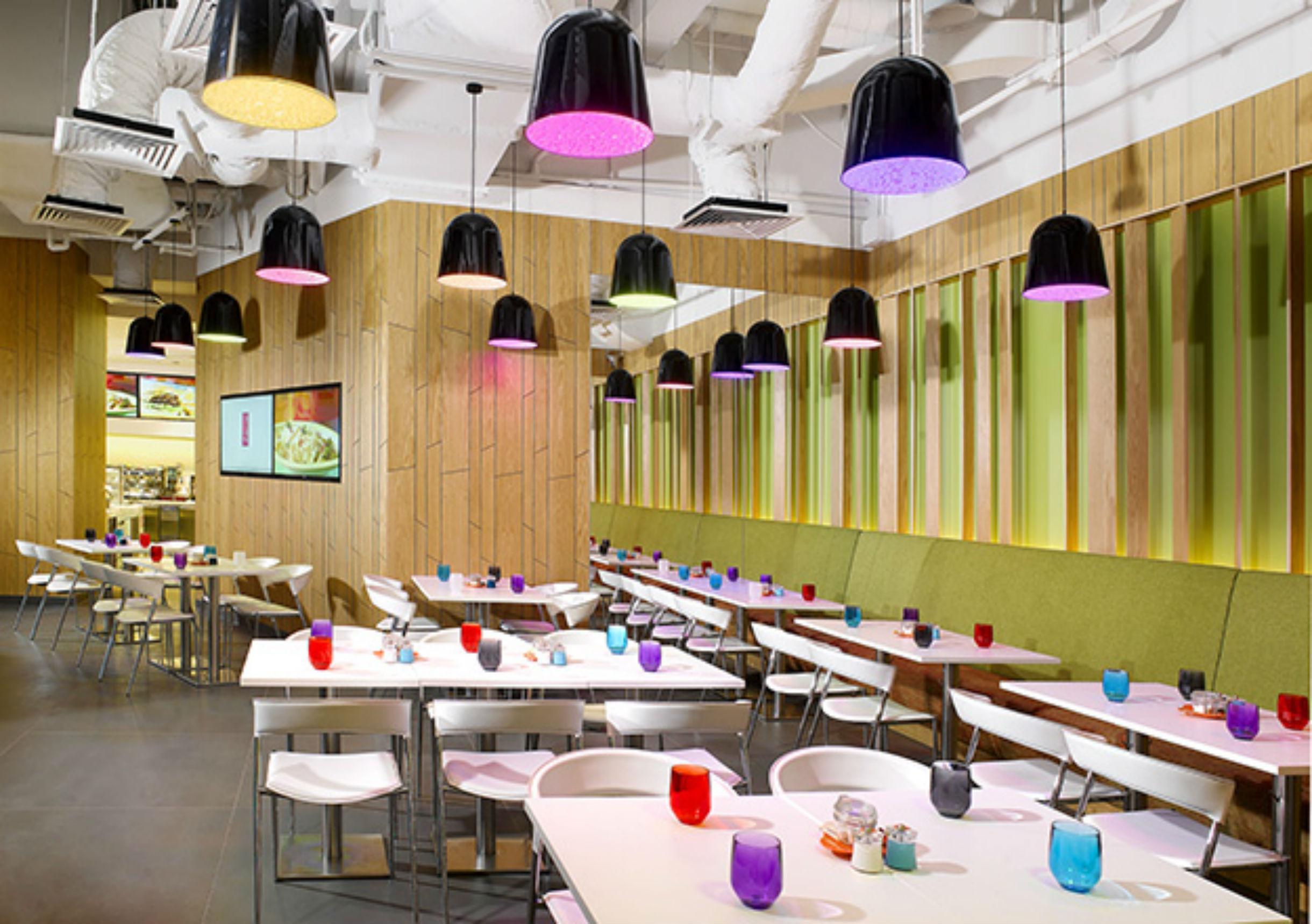 One Farrer Hotel Σιγκαπούρη Εξωτερικό φωτογραφία Interior of a Yo! Sushi restaurant