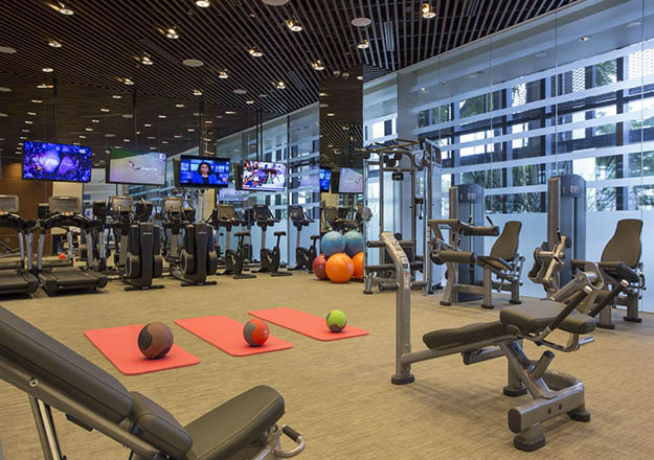One Farrer Hotel Σιγκαπούρη Εξωτερικό φωτογραφία The gym at the hotel