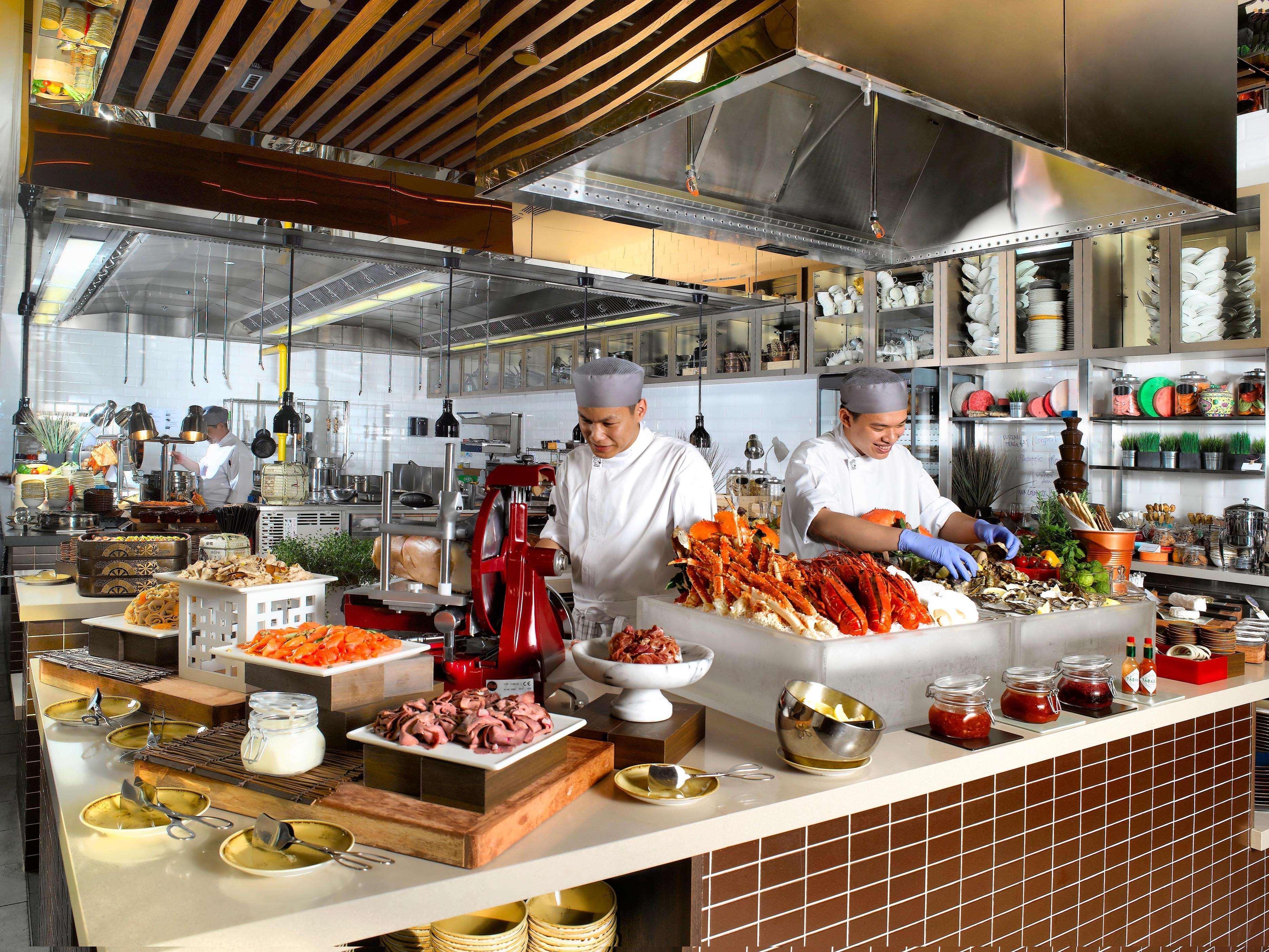 One Farrer Hotel Σιγκαπούρη Εξωτερικό φωτογραφία A live kitchen at a hotel