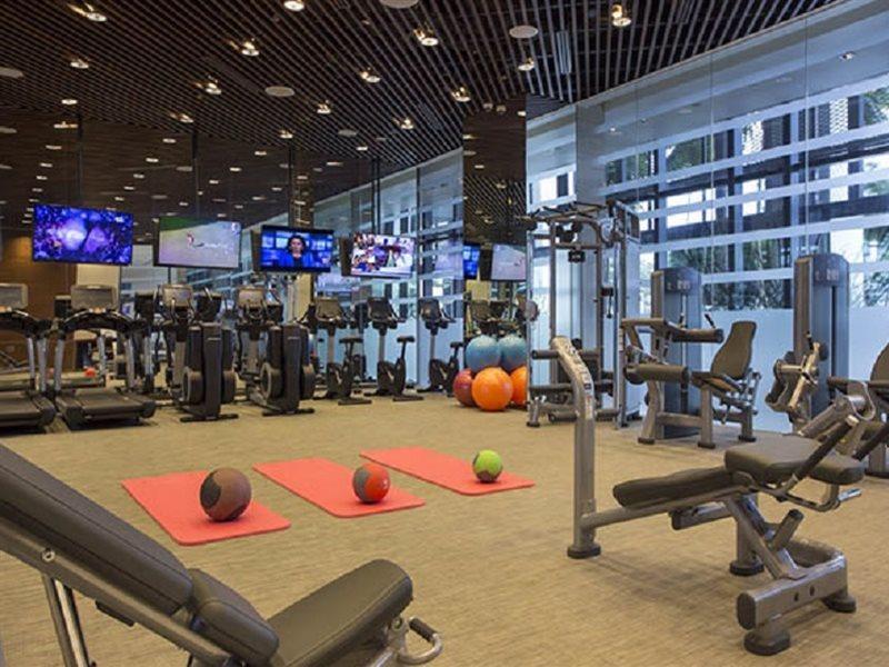 One Farrer Hotel Σιγκαπούρη Εξωτερικό φωτογραφία The gym at the airport
